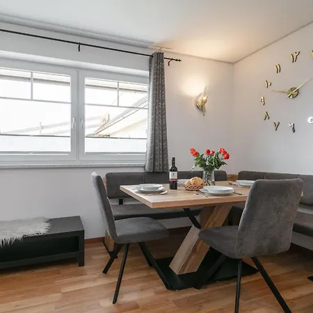 Lichtblick Apartment *
